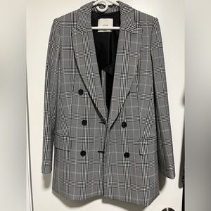 Aritzia Wilfred Blazer